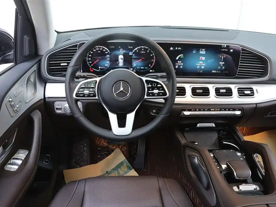 Mercedes-Benz GLE (Import) — фото 28