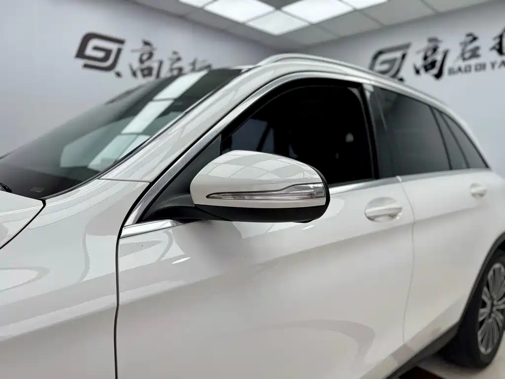 Mercedes-Benz GLC — фото 19