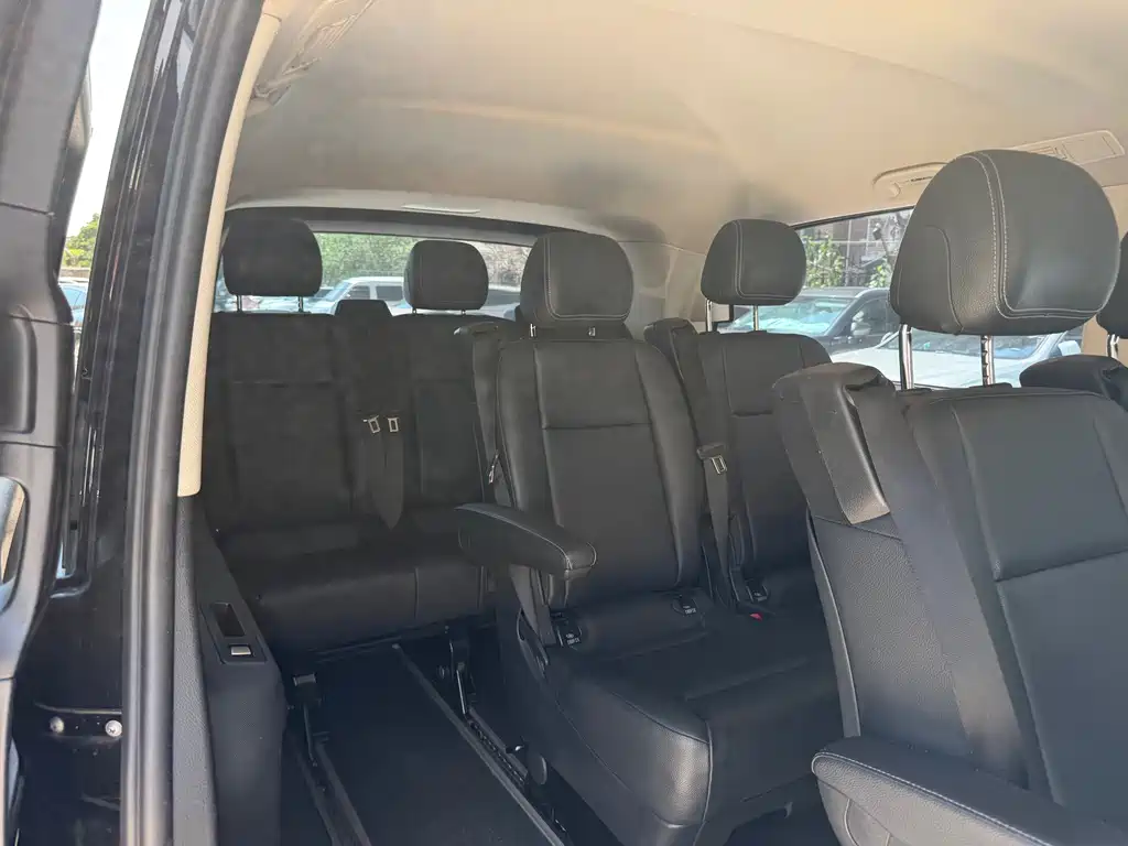 Mercedes-Benz Vito — фото 17