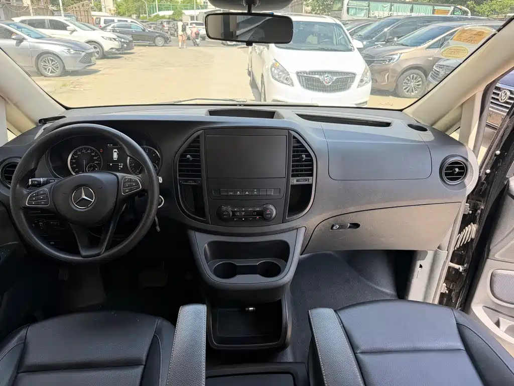 Mercedes-Benz Vito — фото 18