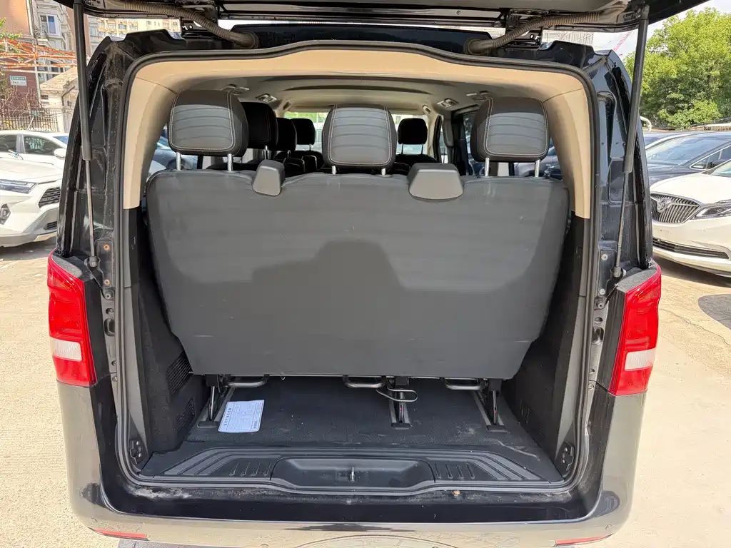 Mercedes-Benz Vito — фото 10