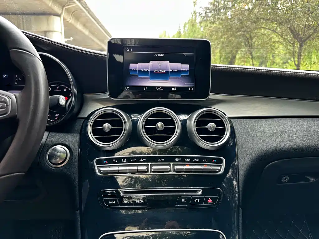 Mercedes-Benz GLC — фото 14