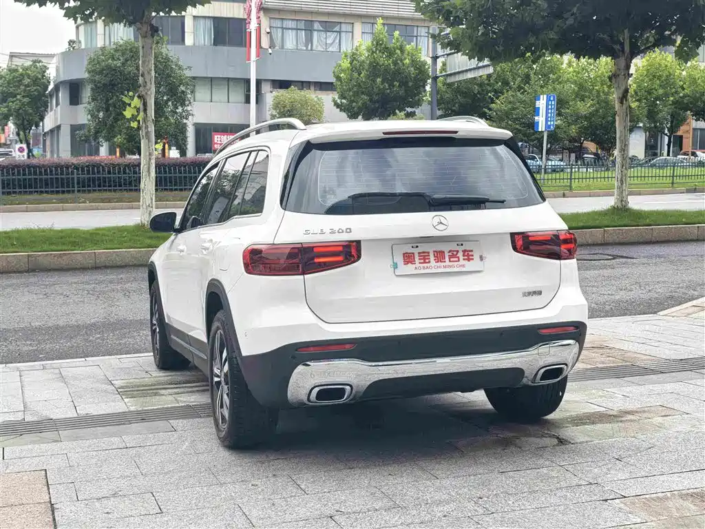 Mercedes-Benz GLB — фото 14