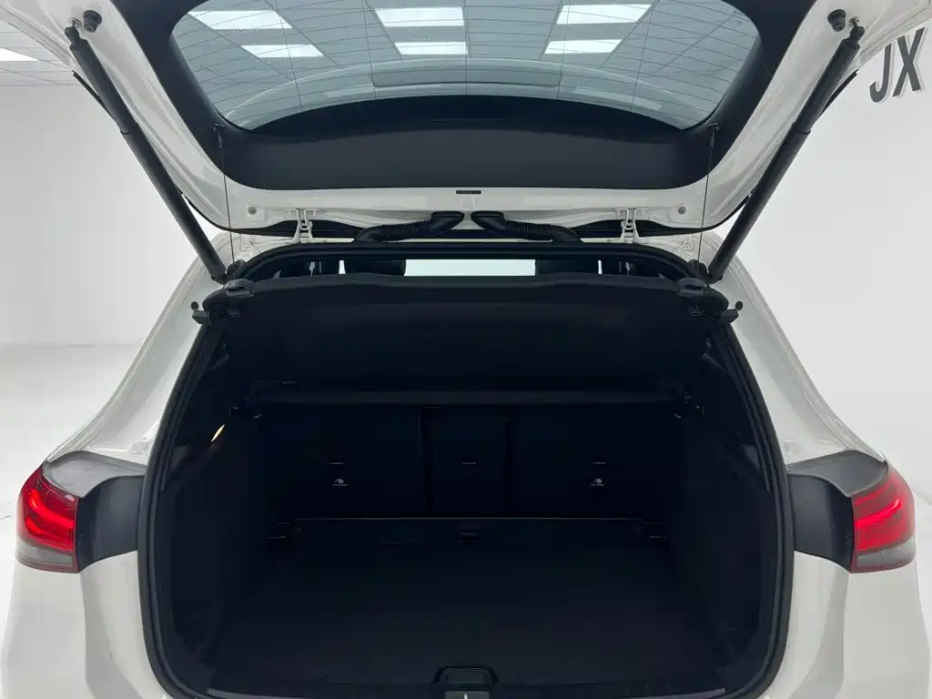 Mercedes-Benz GLA — фото 13