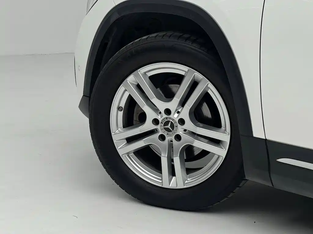 Mercedes-Benz GLA — фото 23
