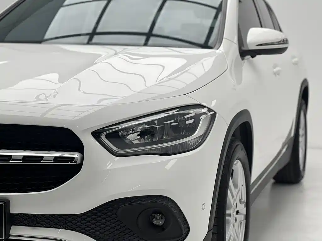 Mercedes-Benz GLA — фото 4