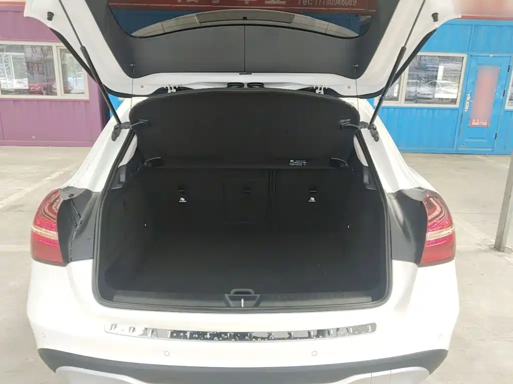Mercedes-Benz GLA — фото 19