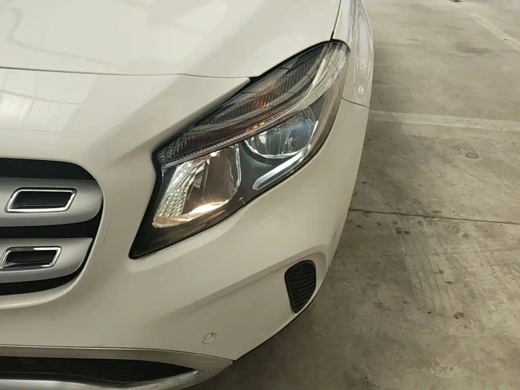 Mercedes-Benz GLA — фото 24