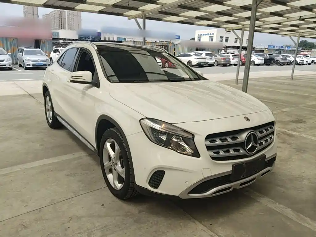 Mercedes-Benz GLA — фото 4