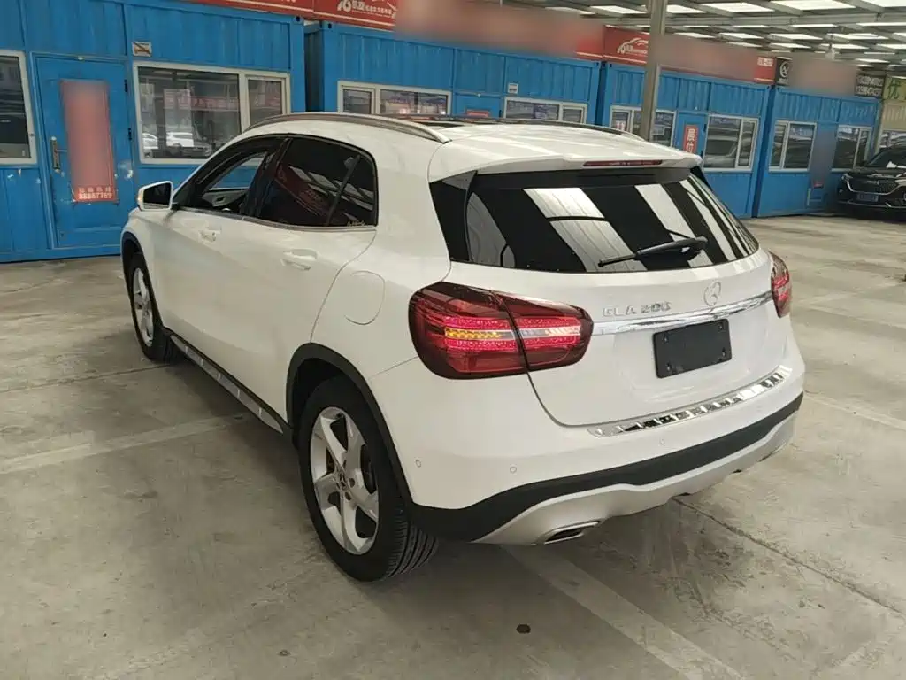 Mercedes-Benz GLA — фото 5
