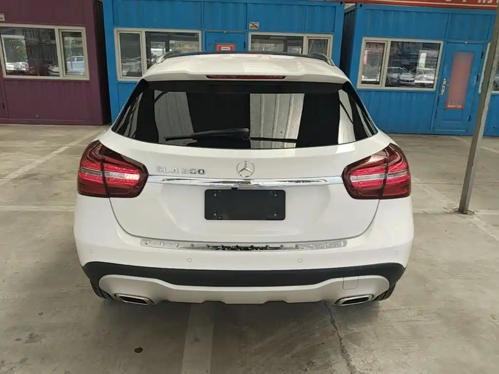 Mercedes-Benz GLA — фото 6