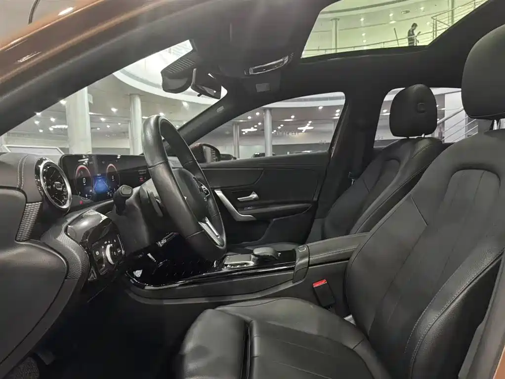 Mercedes-Benz A-Class — фото 10
