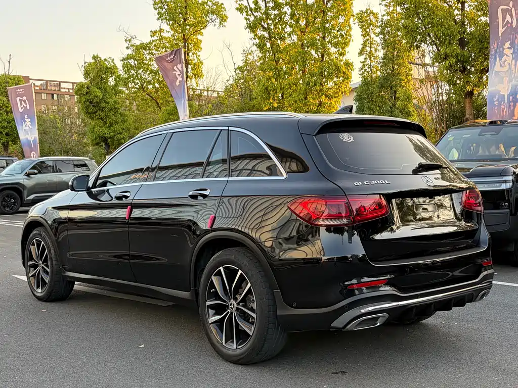 Mercedes-Benz GLC — фото 15