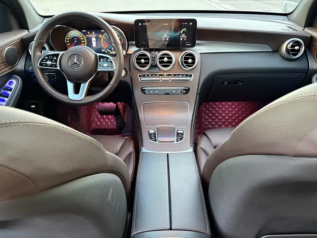 Mercedes-Benz GLC — фото 10