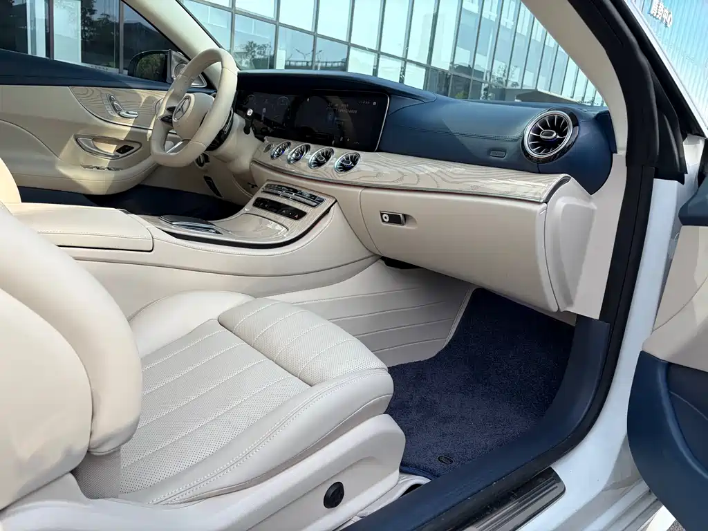 Mercedes-Benz E-Class (Import) — фото 11