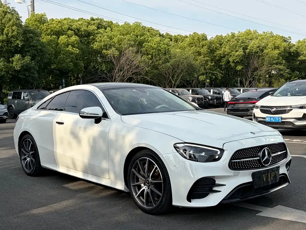 Mercedes-Benz E-Class (Import) — фото 3