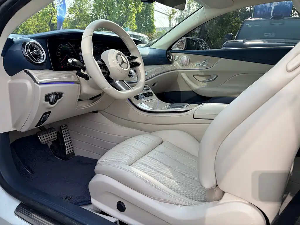 Mercedes-Benz E-Class (Import) — фото 4