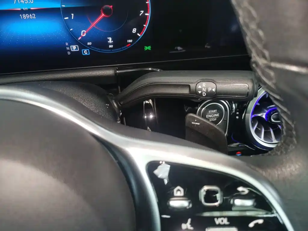 Mercedes-Benz GLA — фото 14