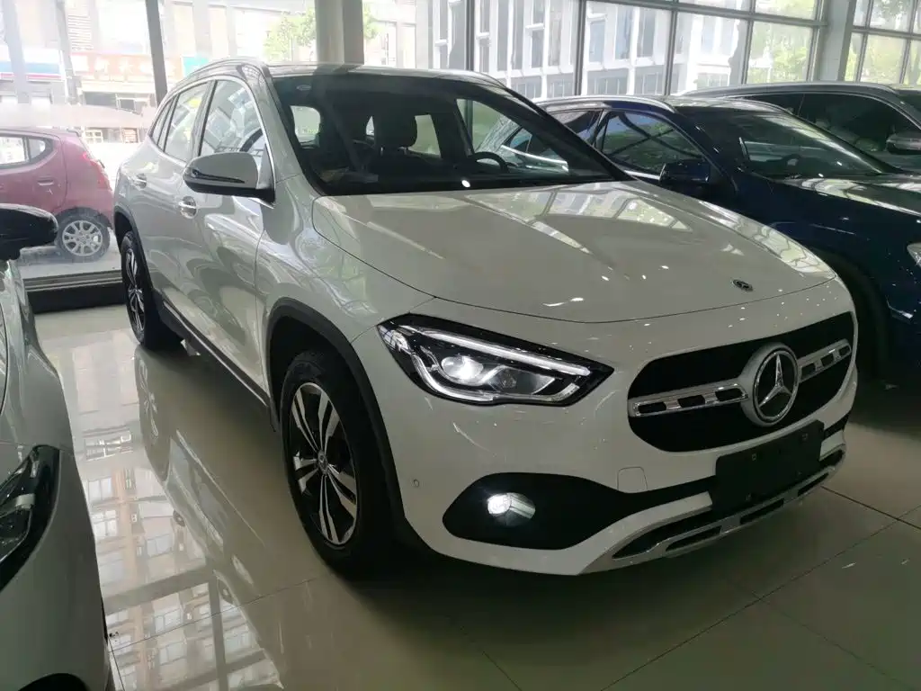 Mercedes-Benz GLA — фото 4