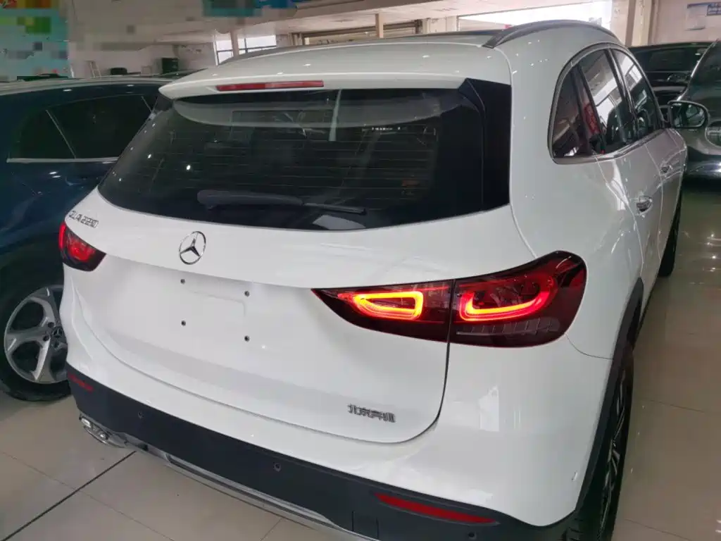 Mercedes-Benz GLA — фото 6