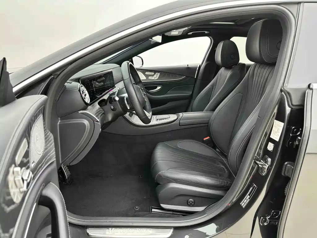 Mercedes-Benz CLS — фото 4