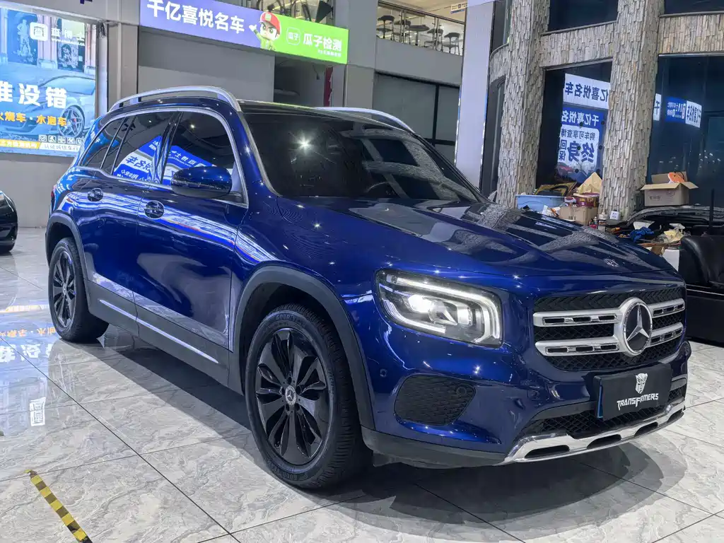 Mercedes-Benz GLB — фото 3