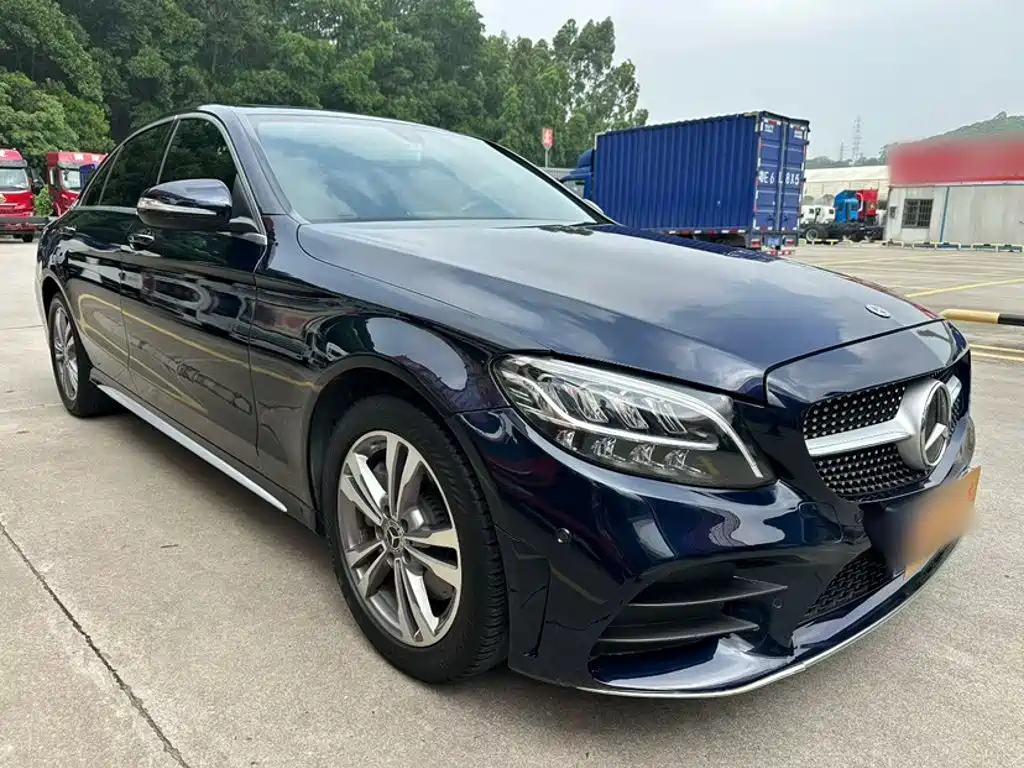 Mercedes-Benz C-Class — фото 10