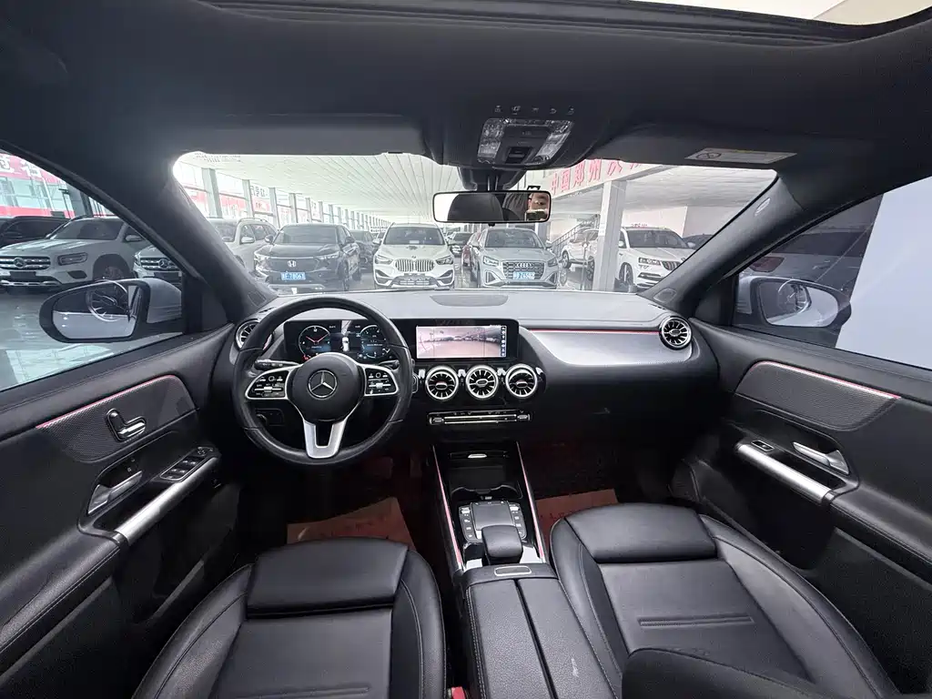 Mercedes-Benz GLA — фото 8