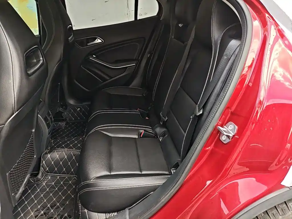 Mercedes-Benz GLA — фото 17