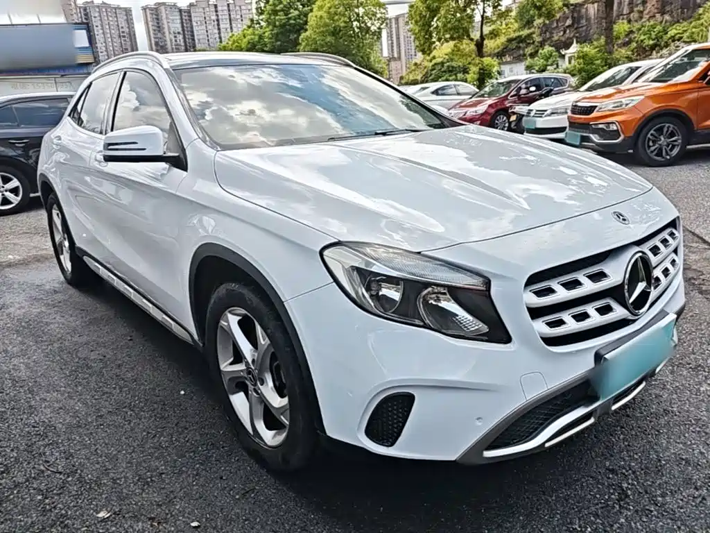 Mercedes-Benz GLA — фото 4
