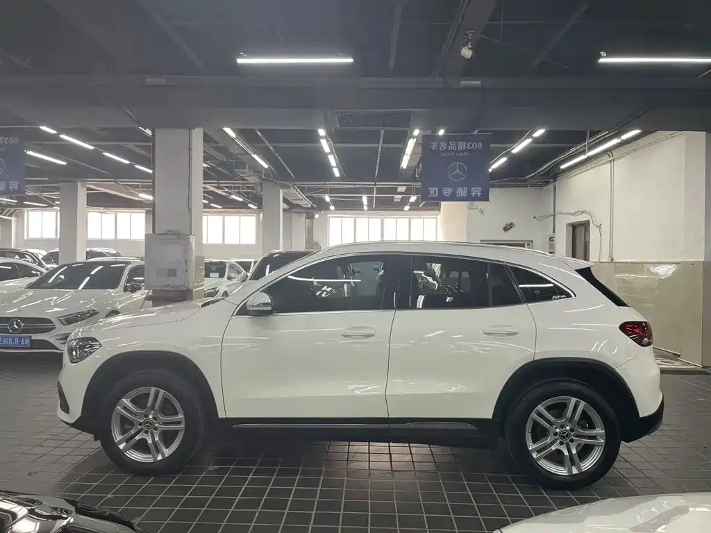 Mercedes-Benz GLA — фото 3