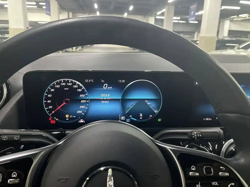 Mercedes-Benz GLA — фото 7