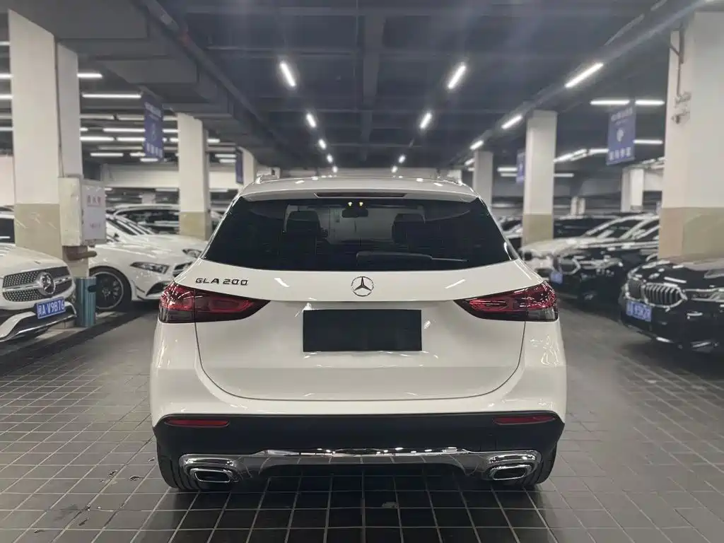 Mercedes-Benz GLA — фото 8