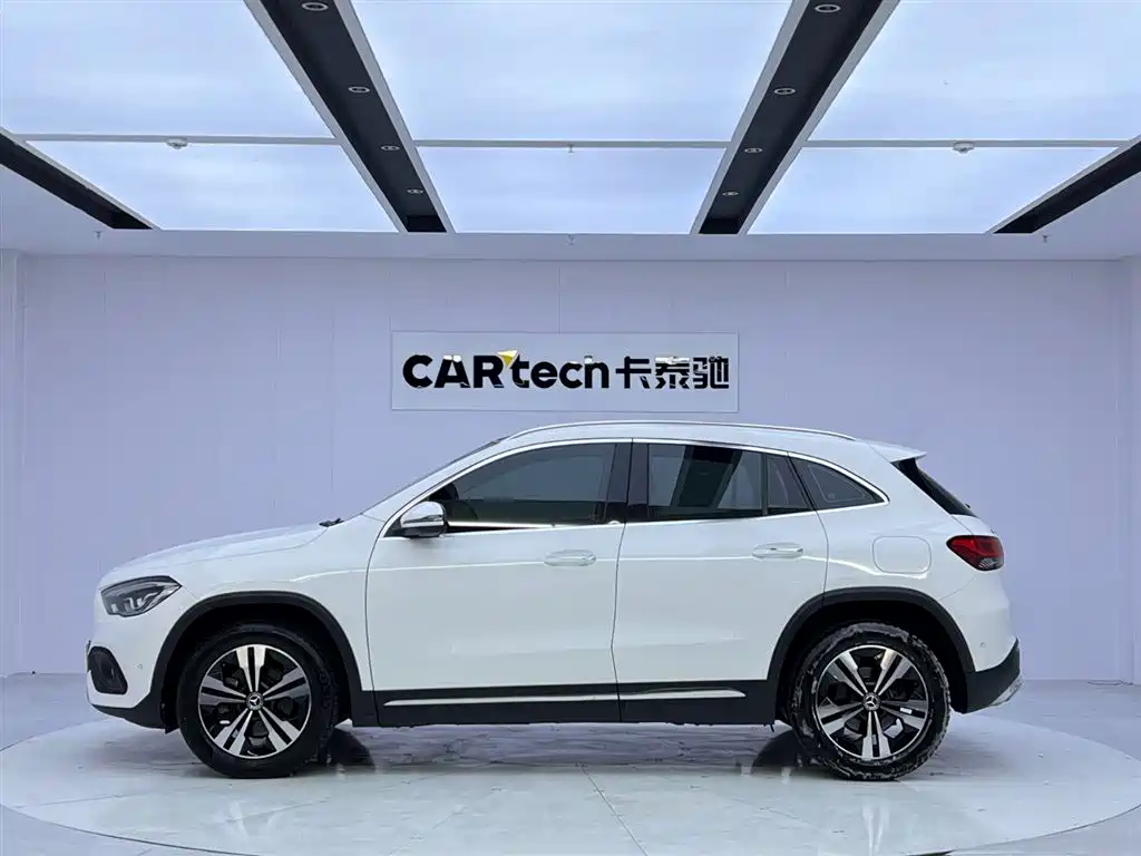 Mercedes-Benz GLA — фото 2