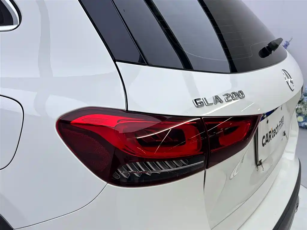 Mercedes-Benz GLA — фото 11