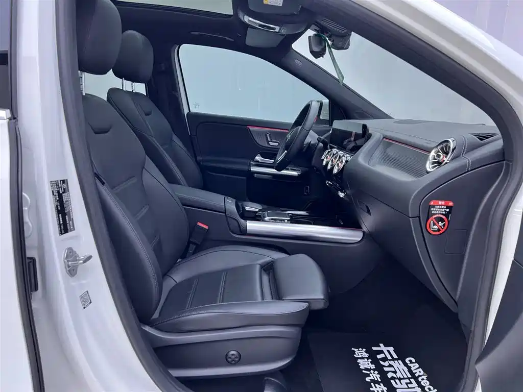 Mercedes-Benz GLA — фото 19