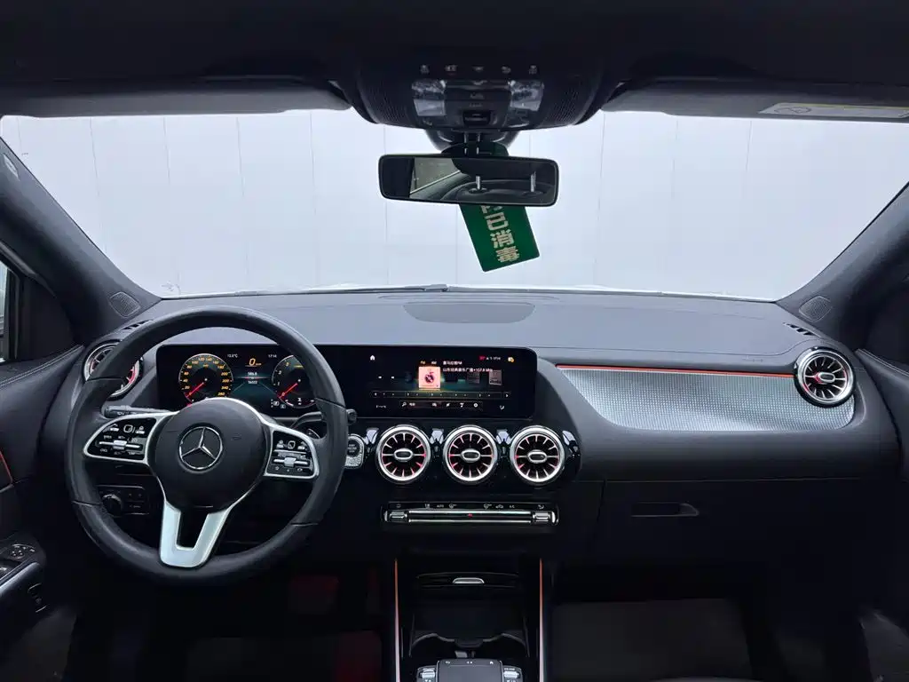 Mercedes-Benz GLA — фото 23