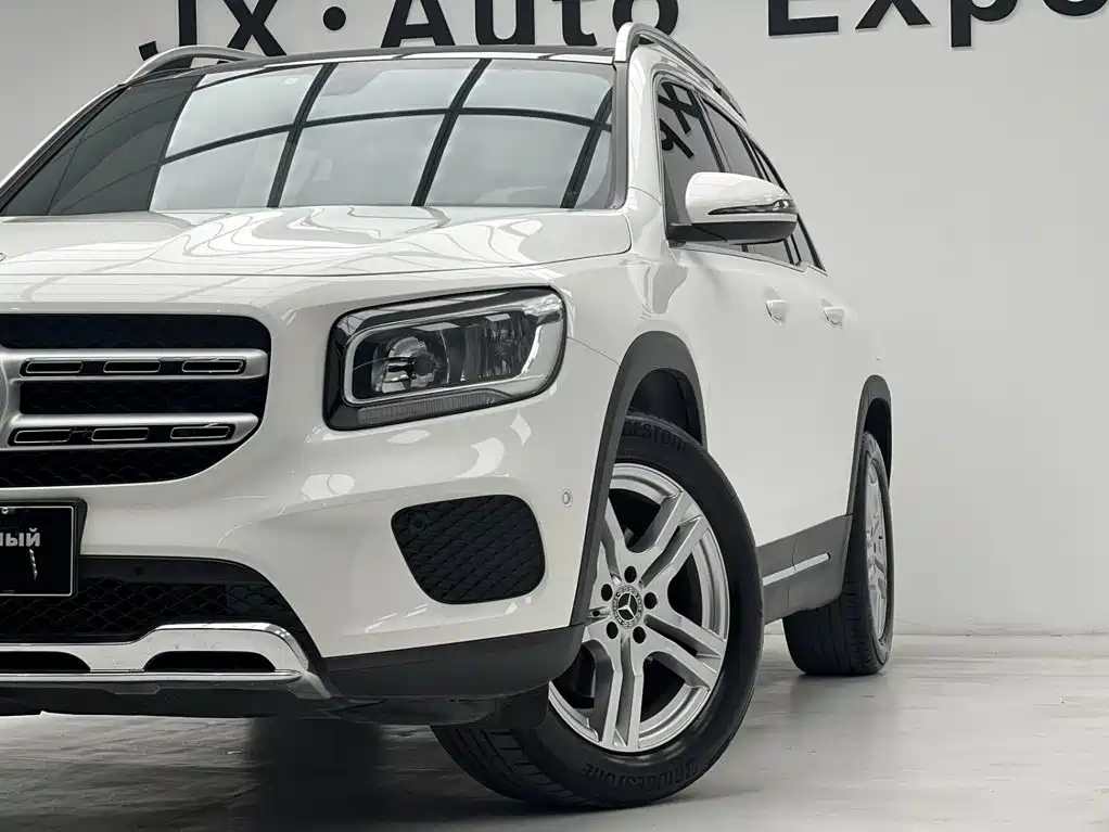 Mercedes-Benz GLB — фото 4