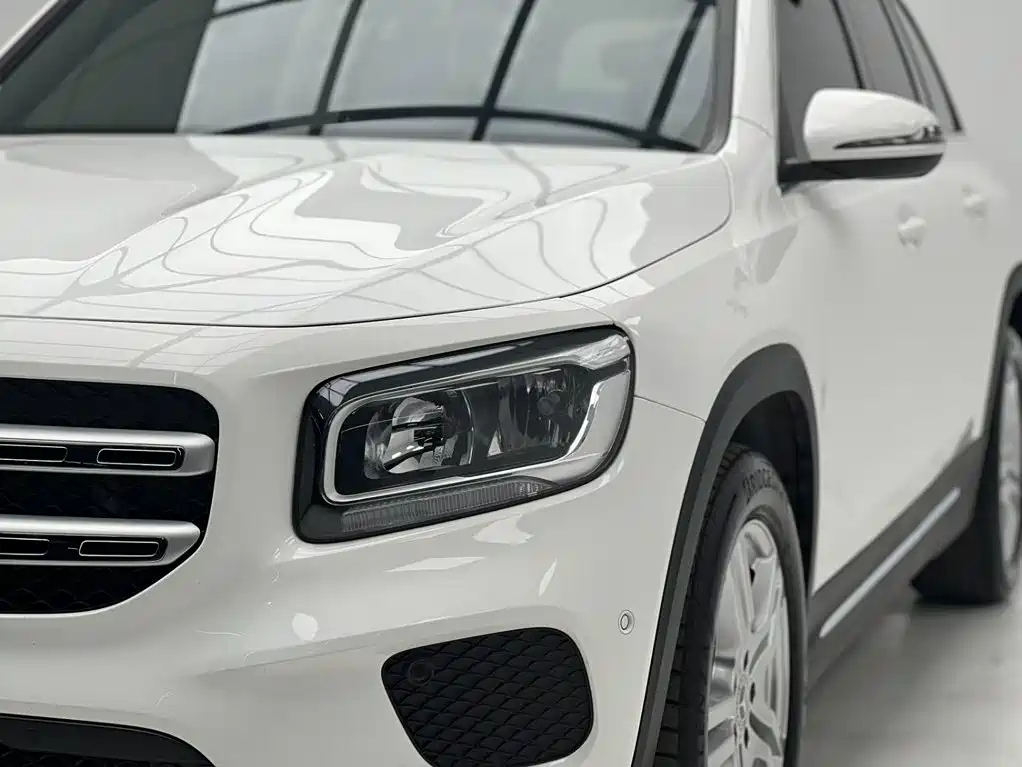 Mercedes-Benz GLB — фото 5