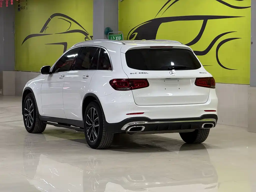 Mercedes-Benz GLC — фото 6