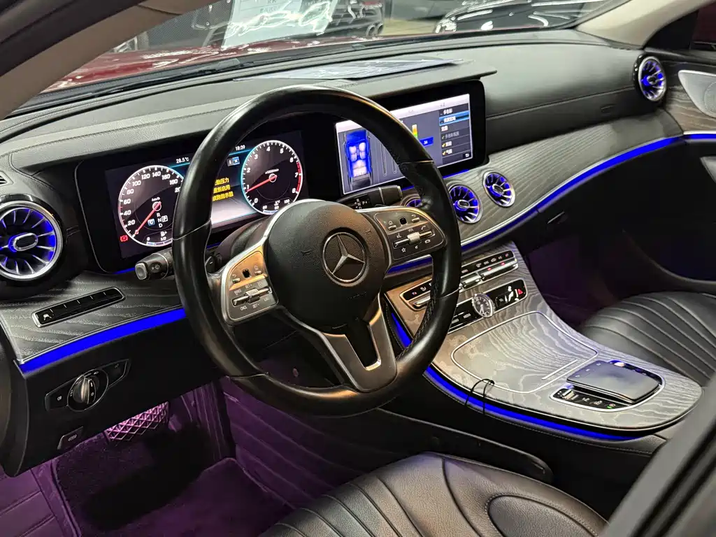Mercedes-Benz CLS — фото 4