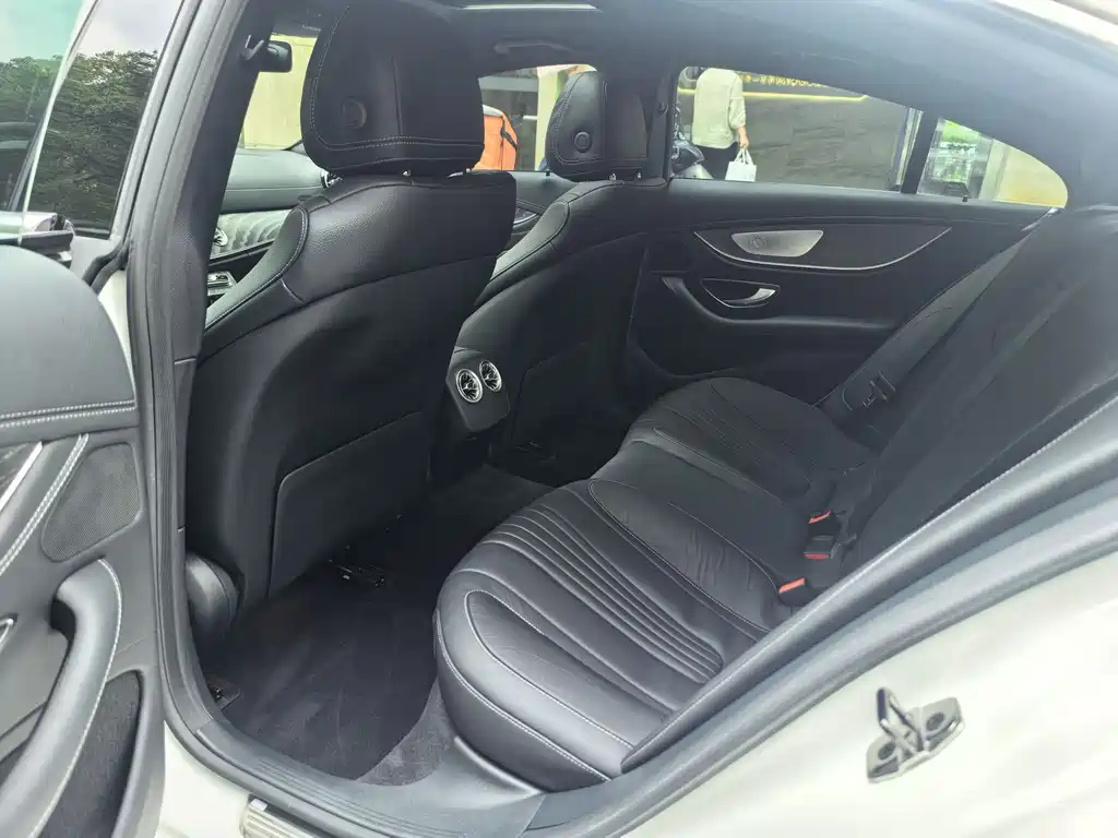 Mercedes-Benz CLS — фото 7