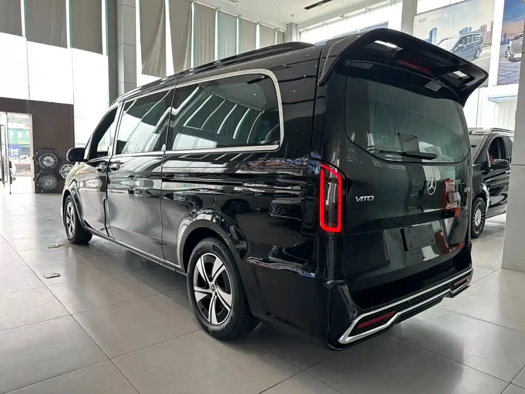 Mercedes-Benz Vito — фото 28