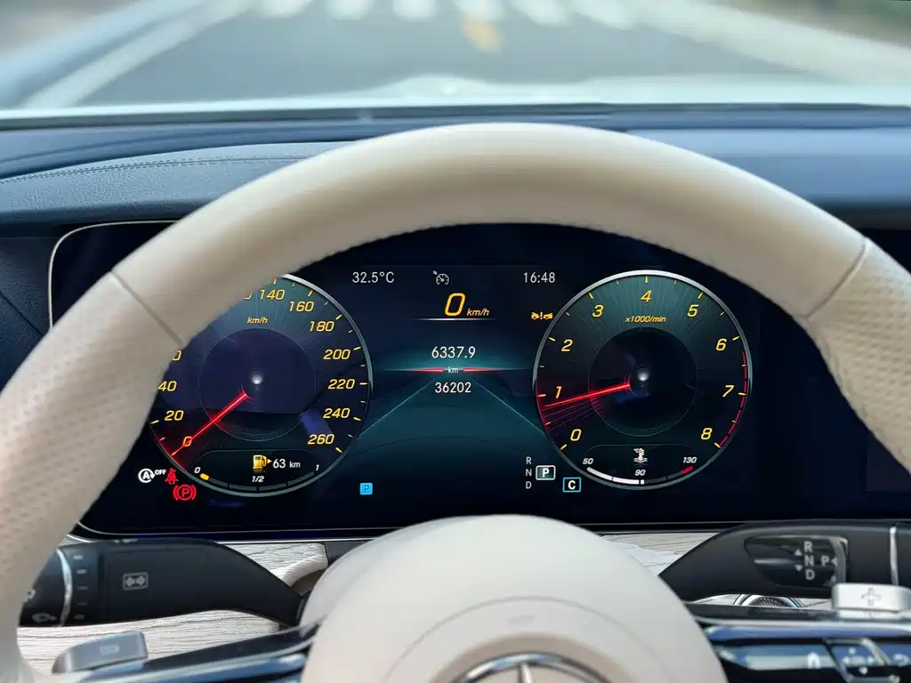 Mercedes-Benz E-Class (Import) — фото 13