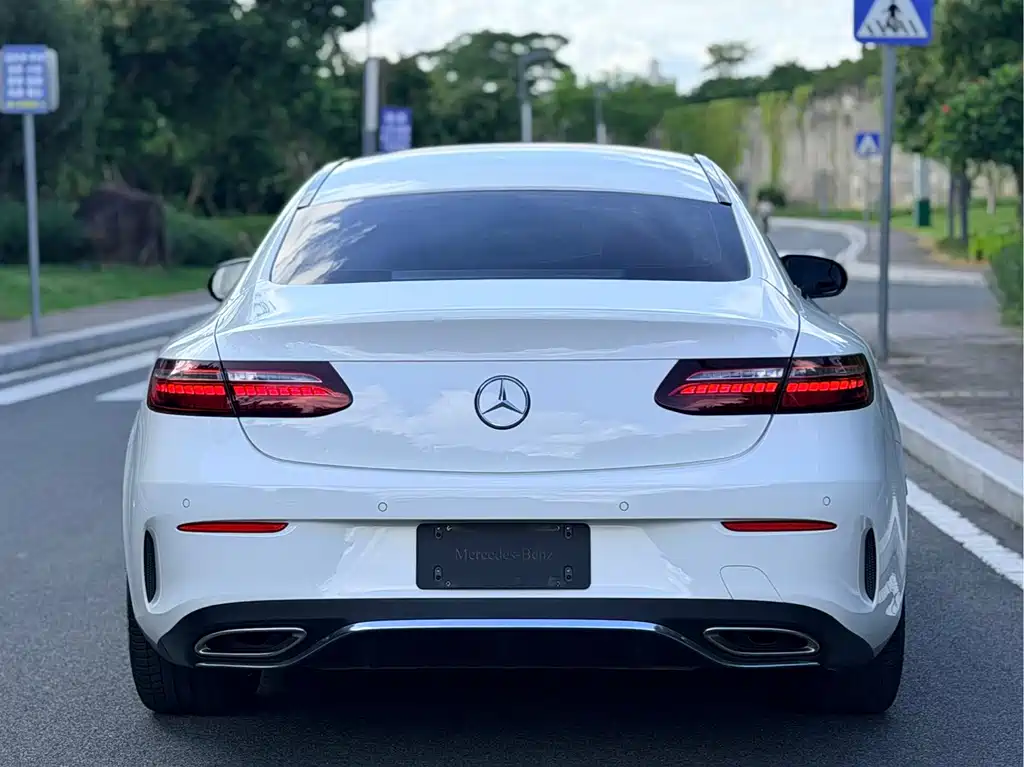 Mercedes-Benz E-Class (Import) — фото 18