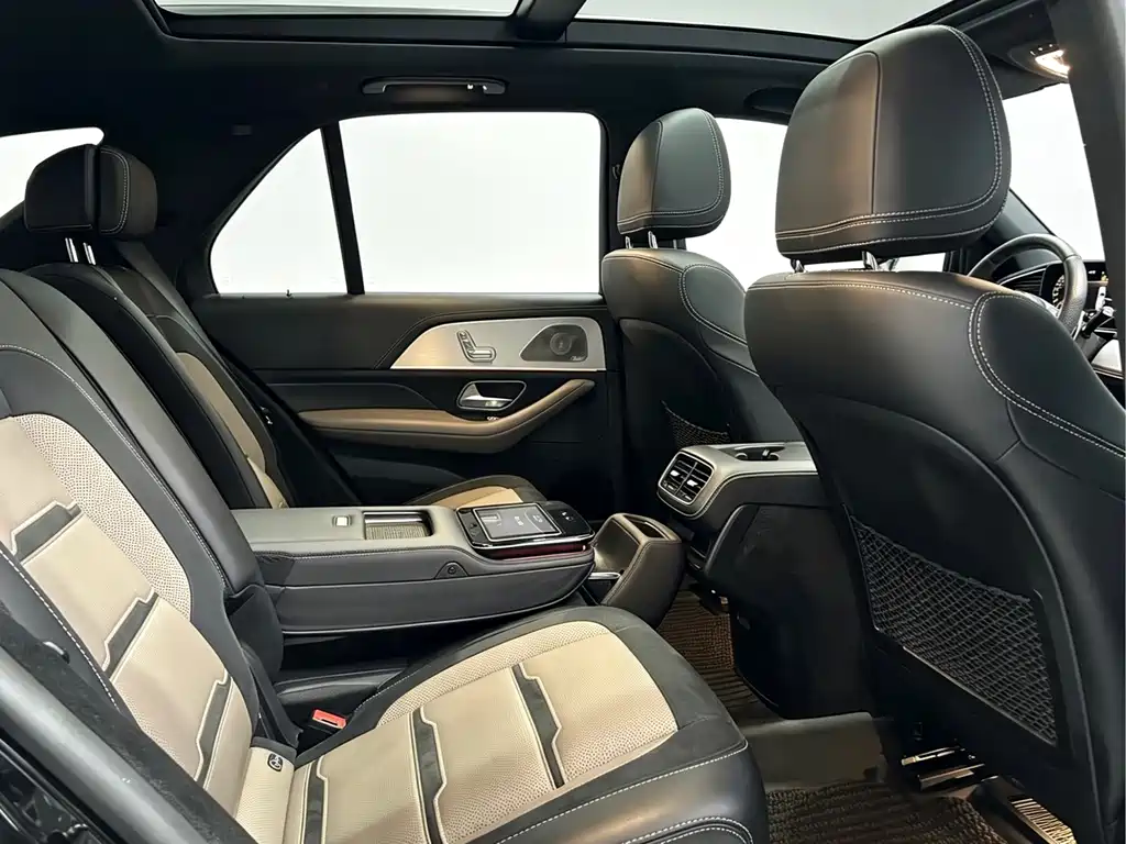 Mercedes-Benz GLE AMG — фото 9