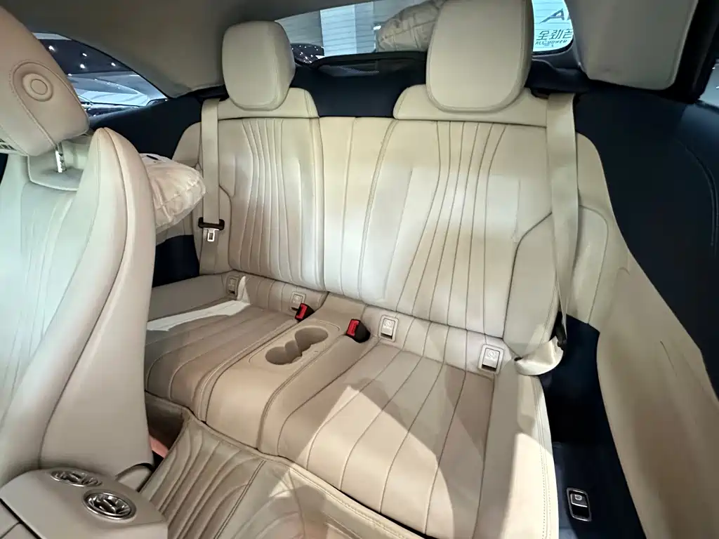 Mercedes-Benz E-Class (Import) — фото 6