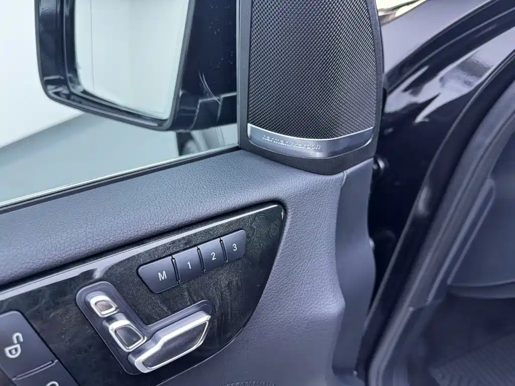 Mercedes-Benz GLS AMG — фото 11