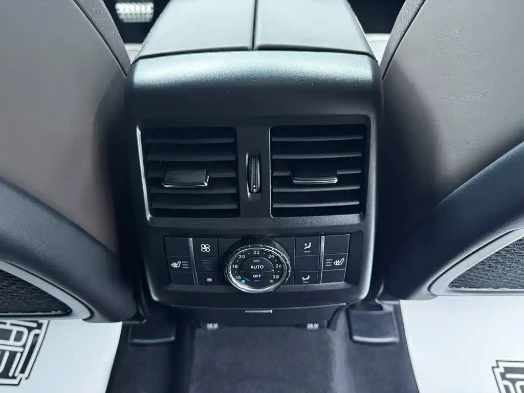 Mercedes-Benz GLS AMG — фото 20
