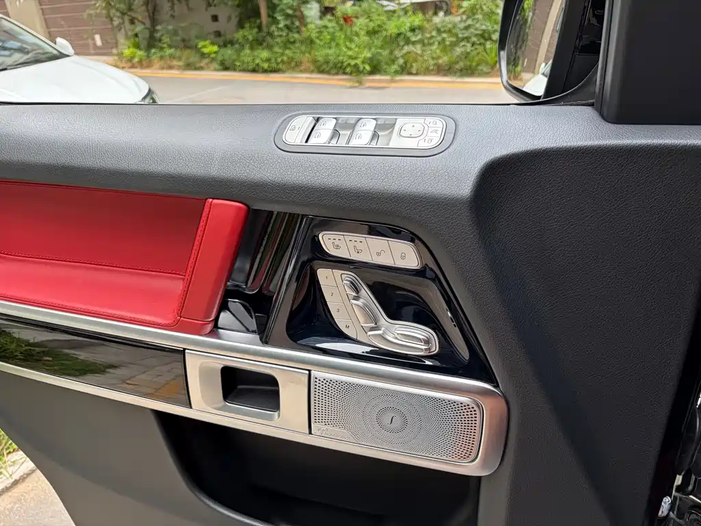 Mercedes-Benz G-Class AMG — фото 14